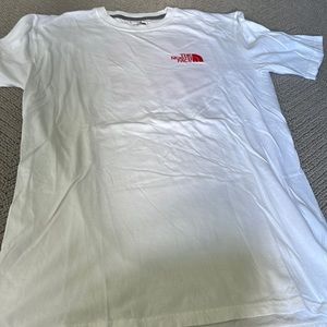 Brand new never worn men’s SS tee